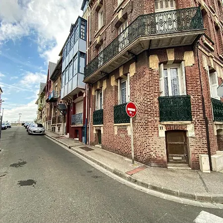 De L Etoile De Apartment *