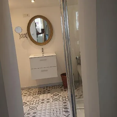 Apartment De L Etoile De *